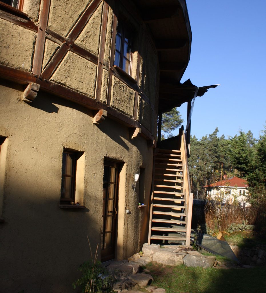 Zugang zu den oberen Wohnungen